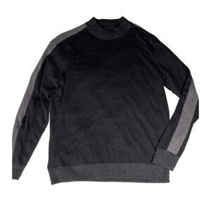 Awearness by Kenneth Cole Light weight pull over sweater